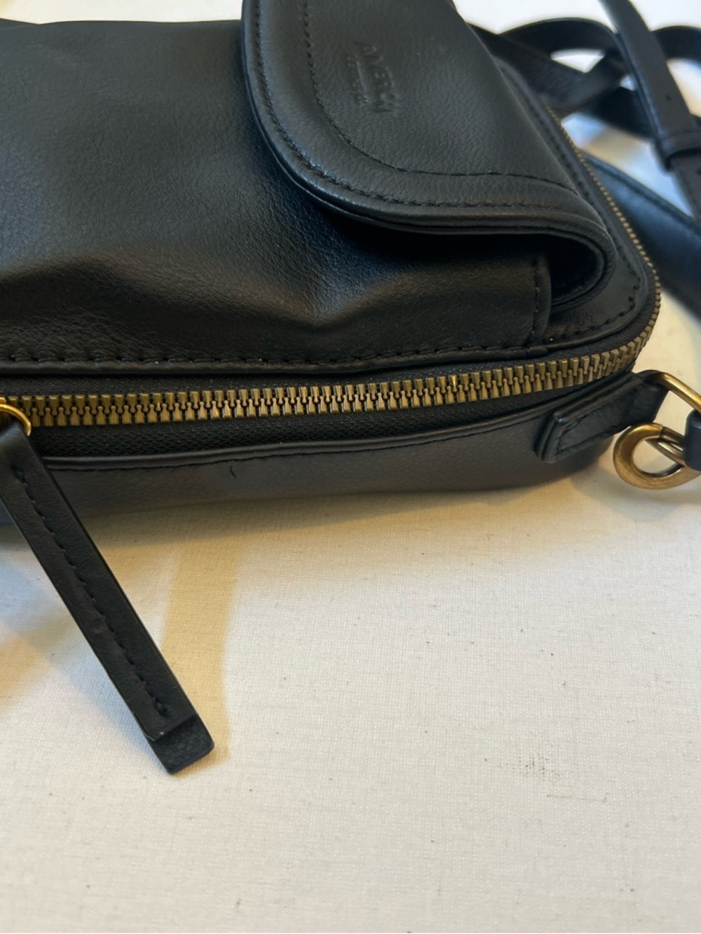 American Leather Co. Tribeca Crossbody Black - Picture 10 of 14